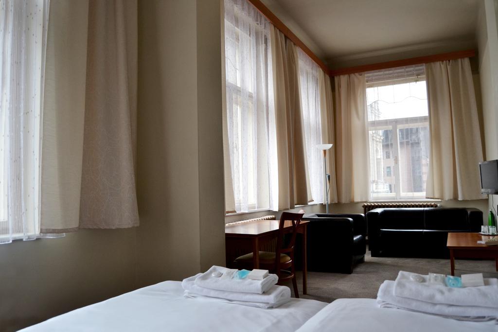 Hotel Praha Liberec Quarto foto